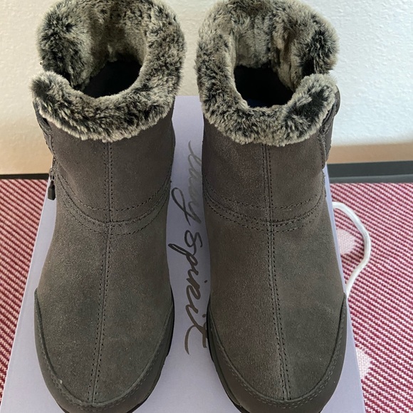 Easy Spirit Boots Eliria Gray - Picture 2 of 6